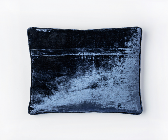 Enny - indigo blue velvet cushion - Image 3