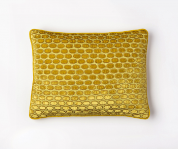Hello – citronella yellow cushion silk velvet 30mm x 40mm