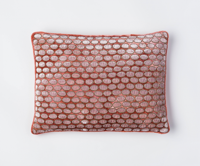 Hello – Shaded rose cushion soft pink silk velvet 30mm x 40mm