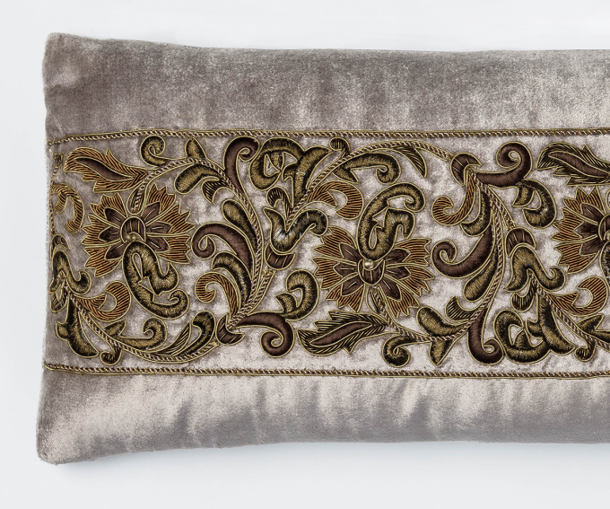 Zara cushion - platinum - Image 2