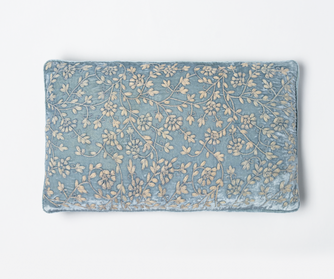 velvet cushion - Arctic blue